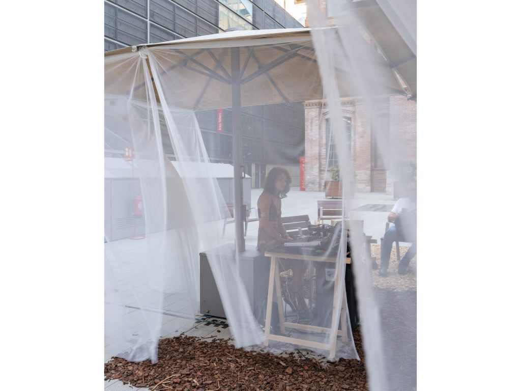 Sound Refuge Pavilion - the photographer Yingxin Du